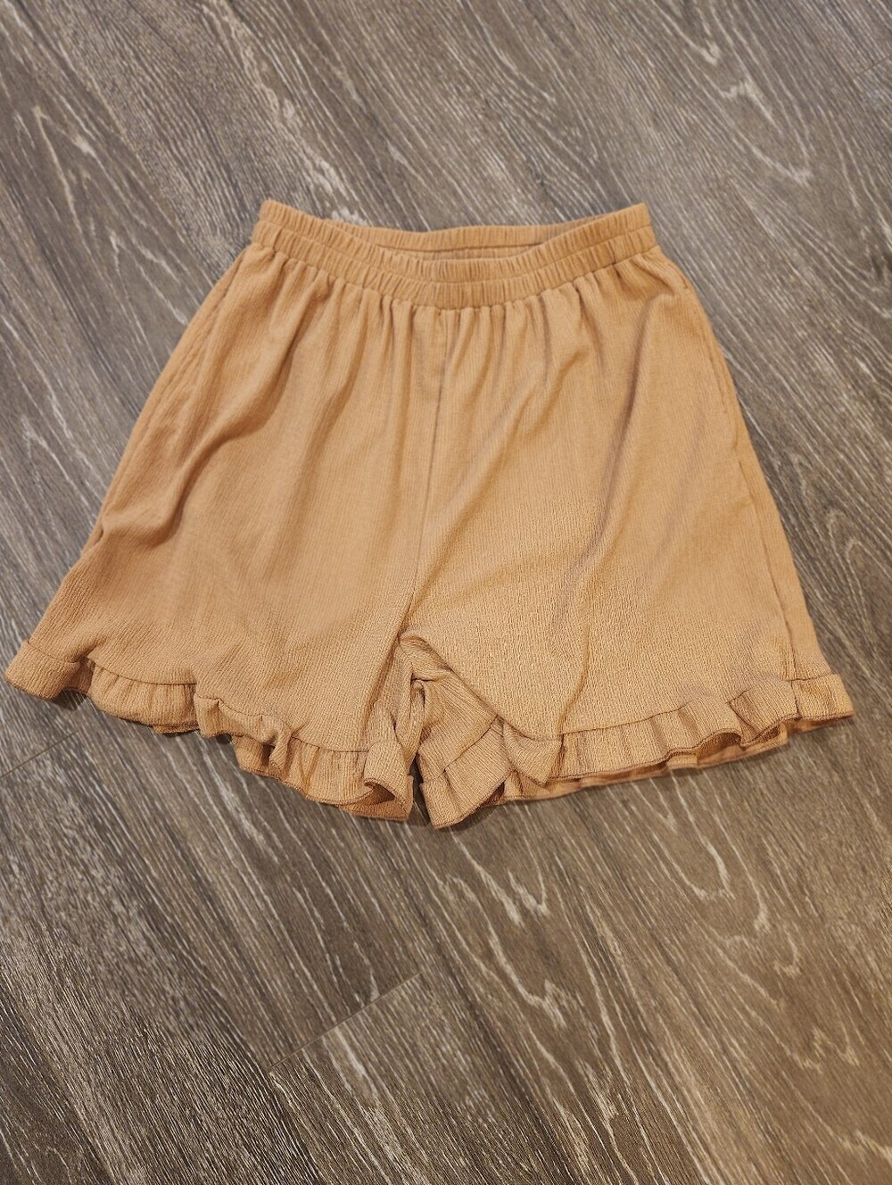 Lularoe Simply Comfortable Ruffle Light Brown Elastic Shorts Size Medium NEW